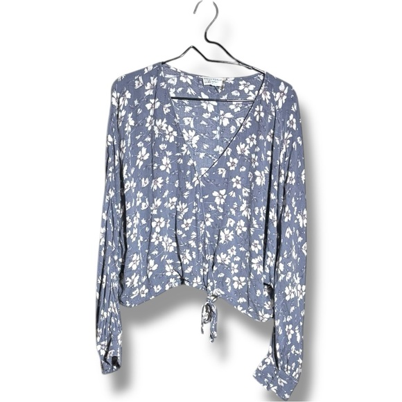 Dress Forum Free People Gray/Purple Blouse with Bishop Sleeves and Relaxed Fit - Picture 14 of 16